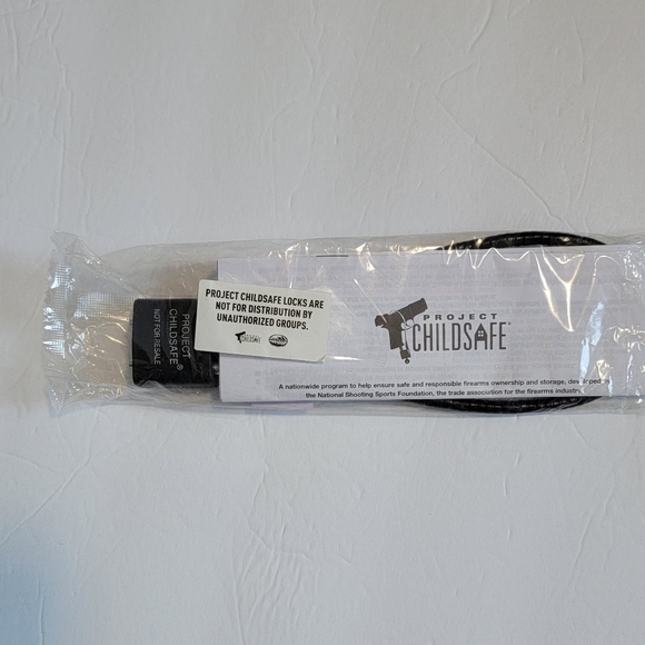 Gun Cable Locks. - Picture 1 of 6